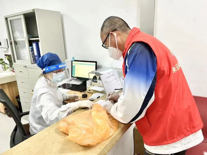 扬州24小时高价回收医保(24小时高价回收医保医保套出)